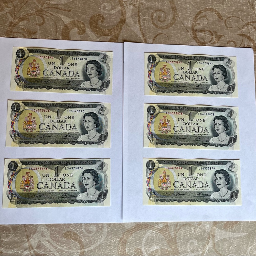 Vintage Six Consecutive 1973 Canadian One Dollar Bills